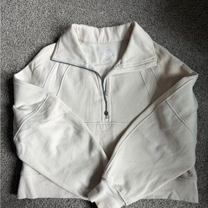 Lululemon Scuba- White Opal